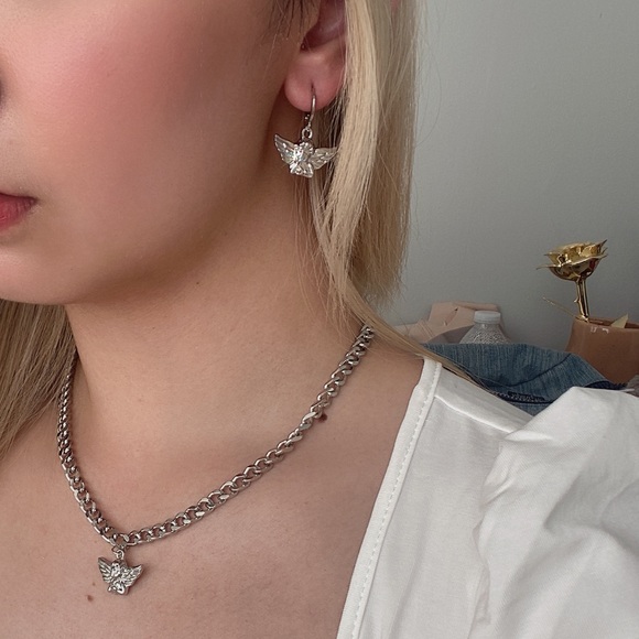 RESTOCKED! angel charm earrings (buy 1 get two free!!!) - Picture 3 of 6